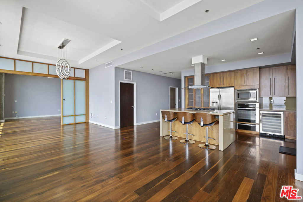 1100 S Hope Street - Photo 0