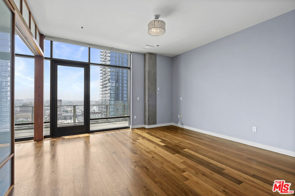 1100 S Hope Street - Photo 24