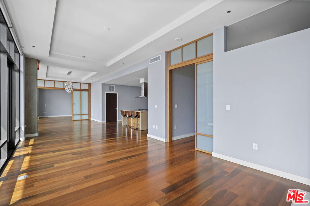 1100 S Hope Street - Photo 14