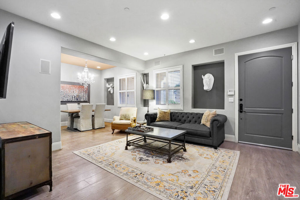 16123 W Sunset Boulevard - Photo 7