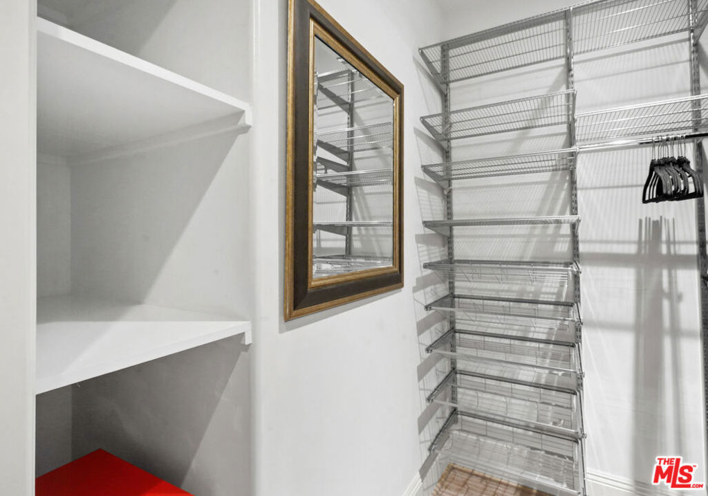 16123 W Sunset Boulevard - Photo 18