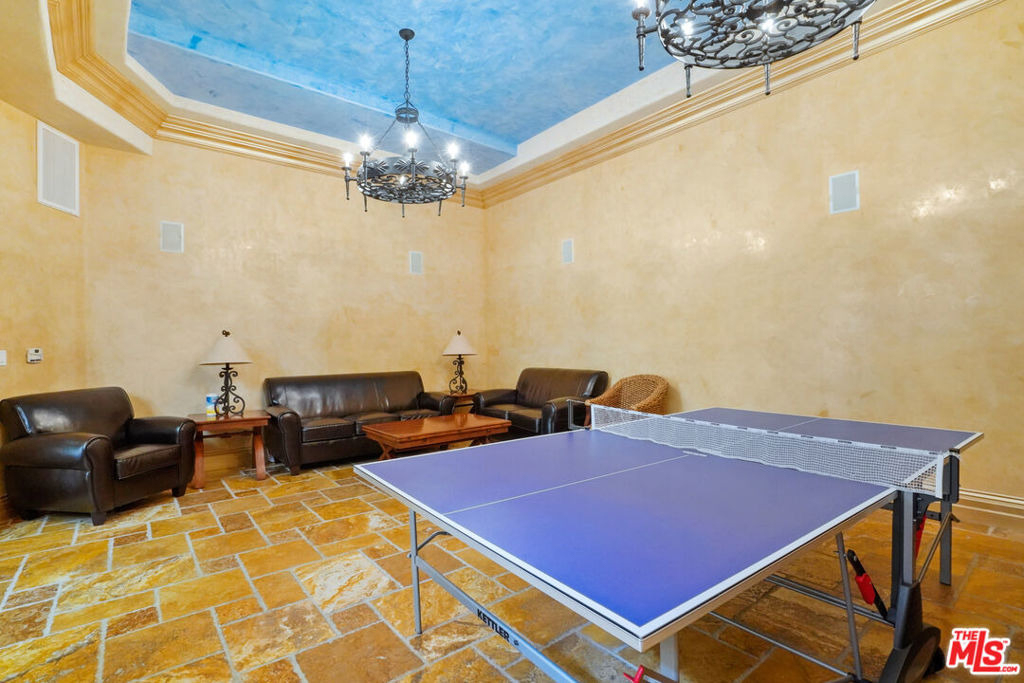 16123 W Sunset Boulevard - Photo 30