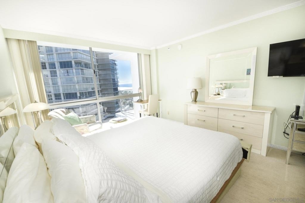 1810 Avenida Del Mundo - Photo 13