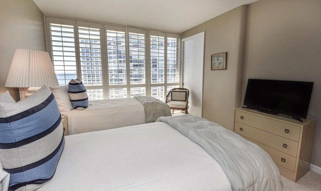1750 Avenida Del Mundo - Photo 24