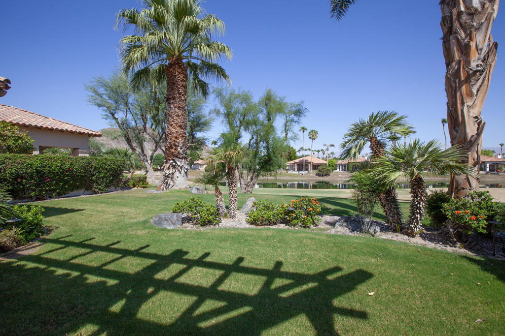 48200 Via Solana - Photo 1