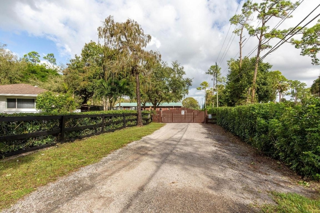 13529 E Citrus Drive - Photo 6