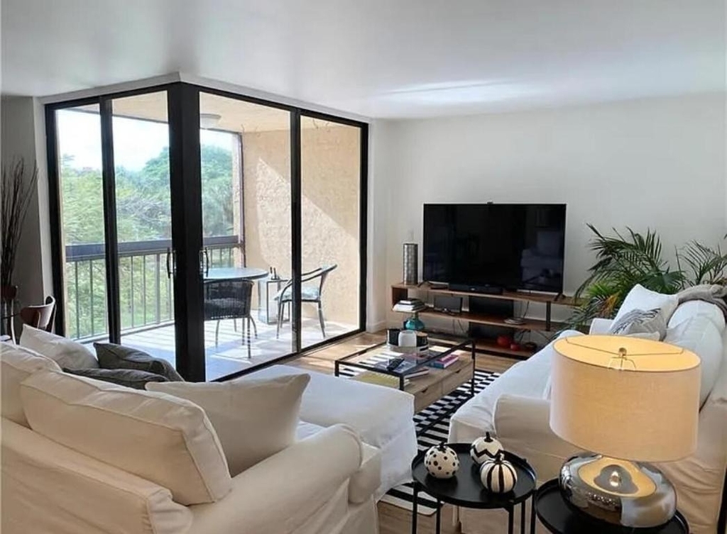 950 Egret Circle - Photo 10