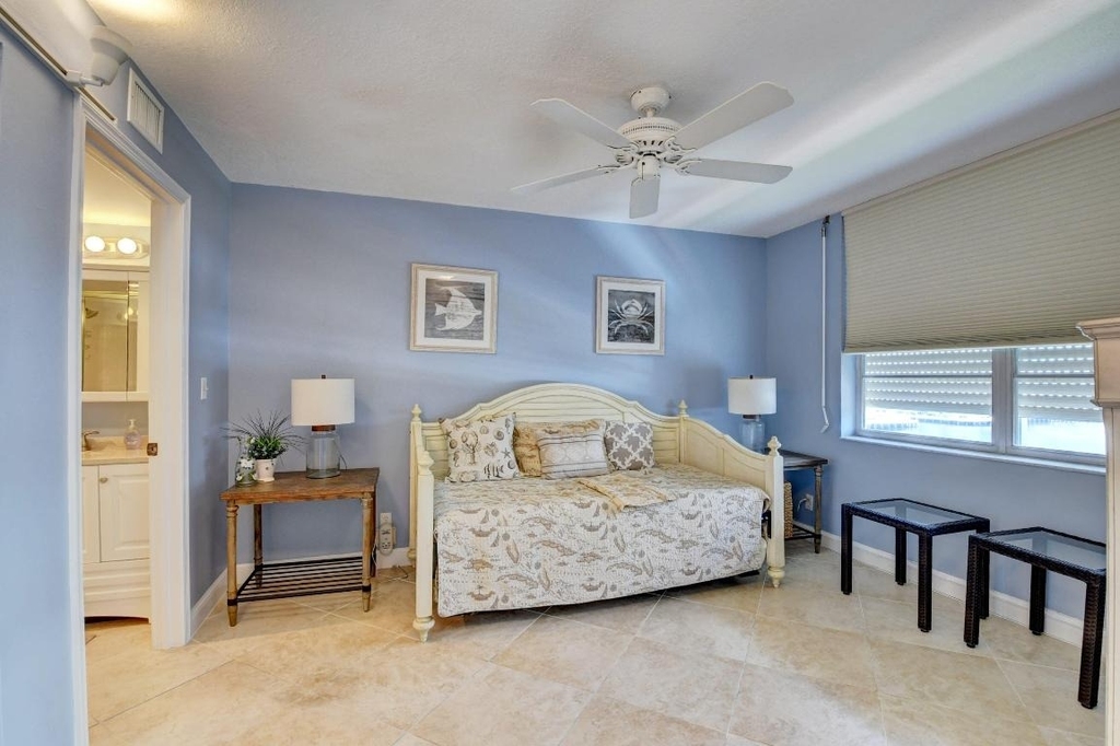 1 Harbourside Drive - Photo 15