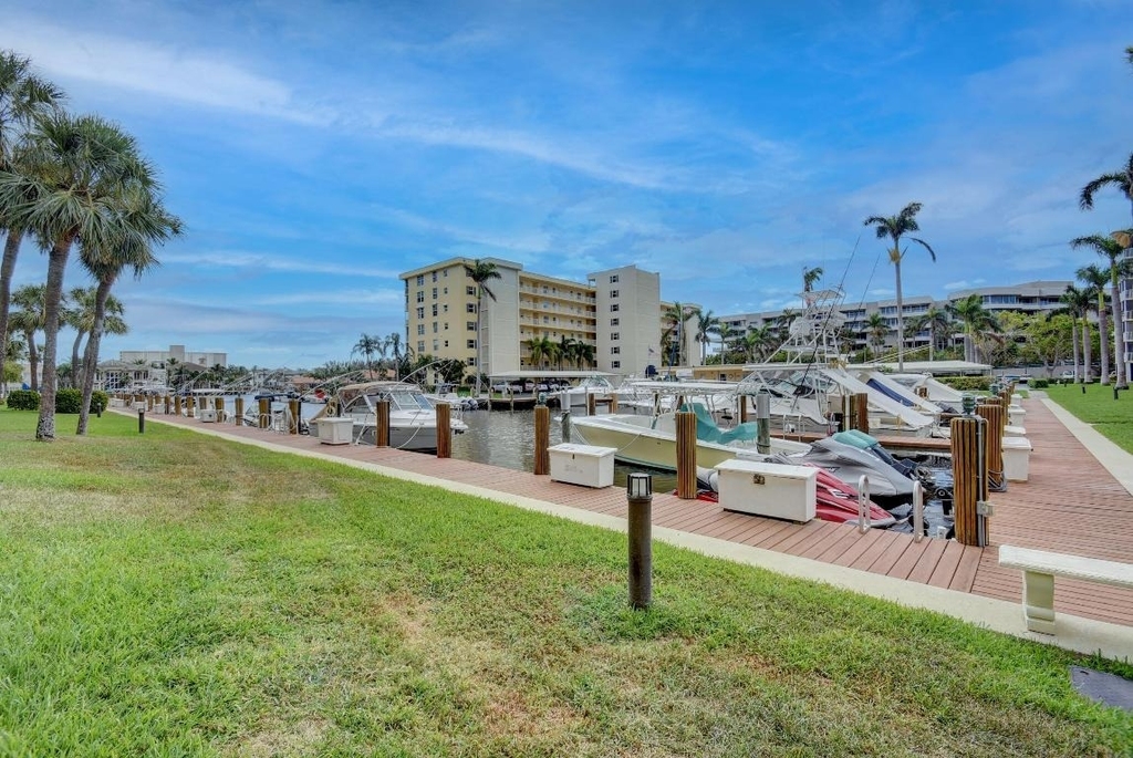 1 Harbourside Drive - Photo 66