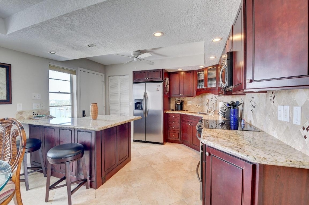 1 Harbourside Drive - Photo 8