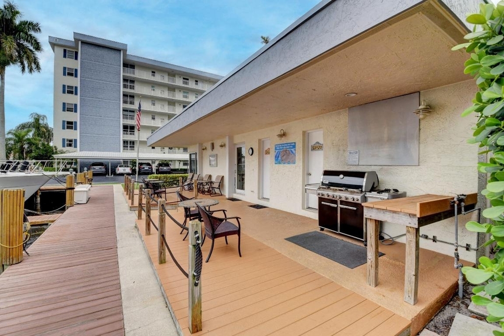 1 Harbourside Drive - Photo 53