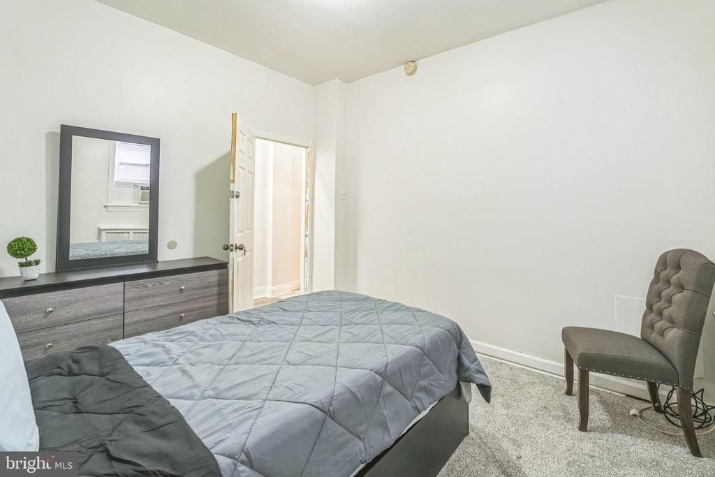 5005 N 12th Street - Photo 2