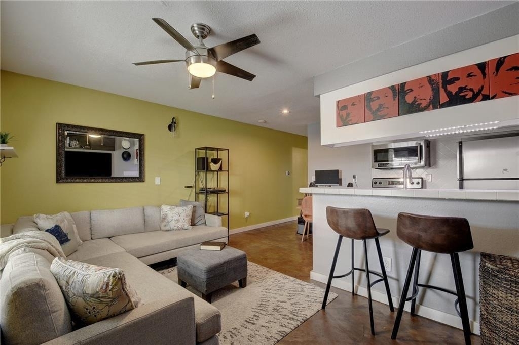 2302 East Side Dr - Photo 22