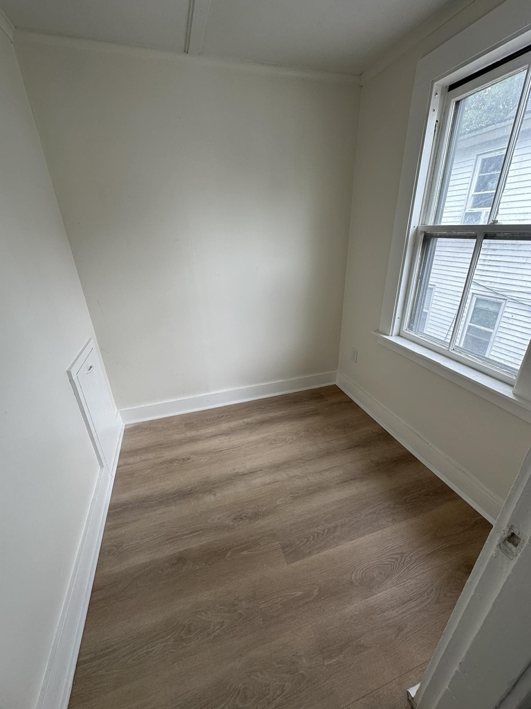 28 Chestnut - Photo 12