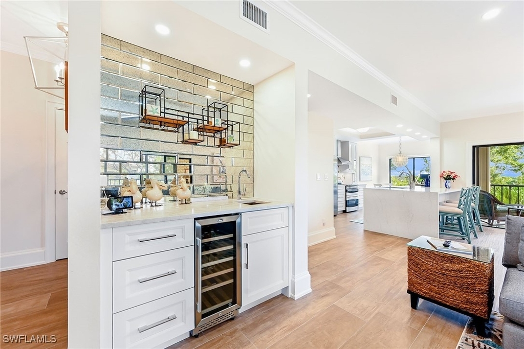 6770 Pelican Bay Boulevard E - Photo 3