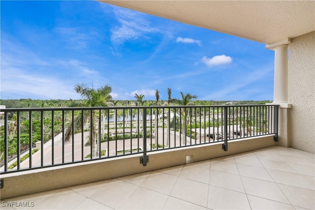 23850 Via Italia Circle - Photo 36