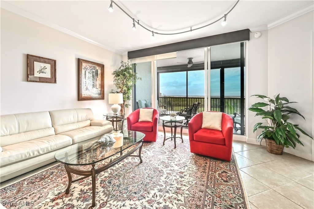 23850 Via Italia Circle - Photo 2