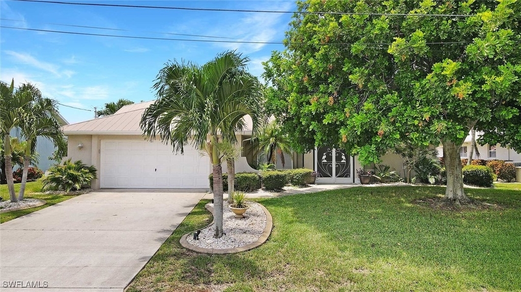 1026 Se 30th Street - Photo 4