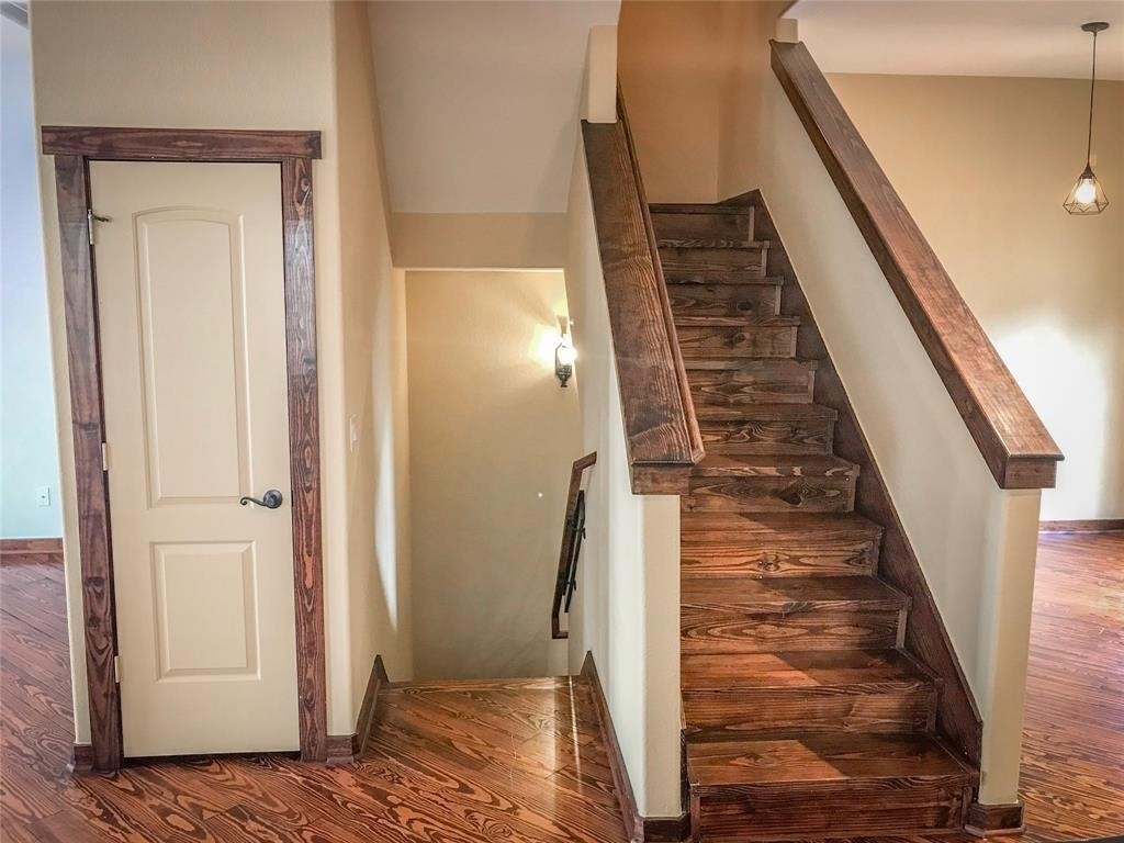 1432 W 21st Street - Photo 9