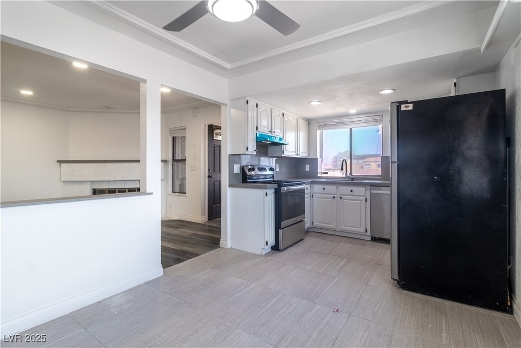 2200 Venus Avenue - Photo 9