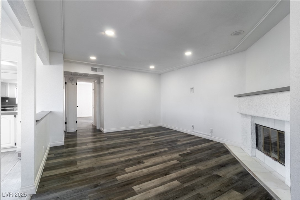2200 Venus Avenue - Photo 3
