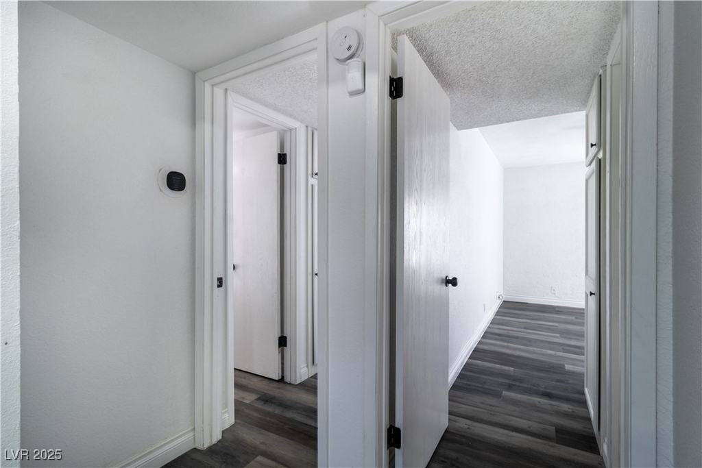 2200 Venus Avenue - Photo 12