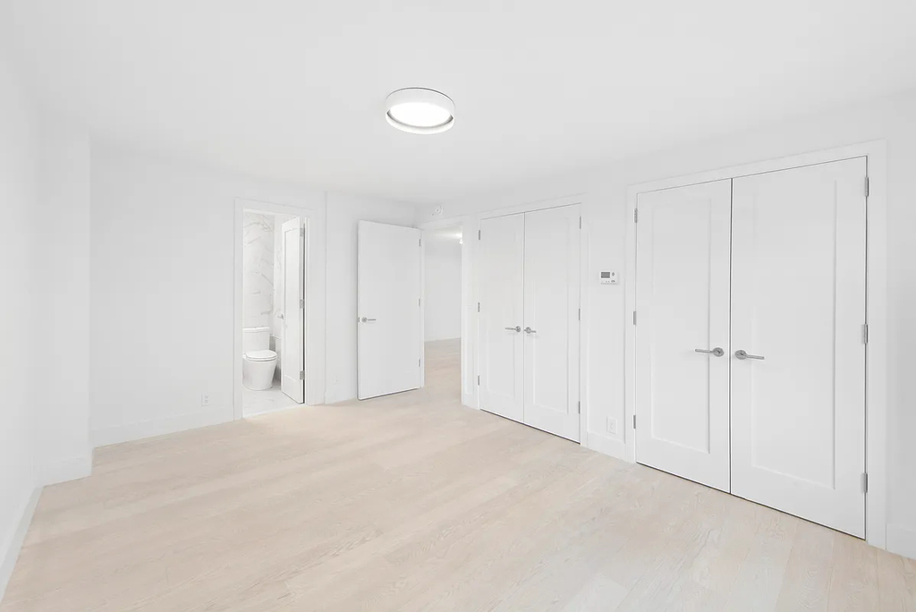Copy of 920 Park Avenue, Unit 14bc - Photo 8