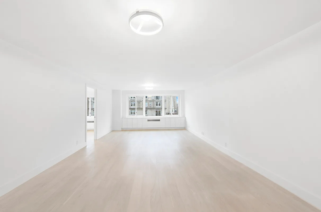 Copy of 920 Park Avenue, Unit 14bc - Photo 1