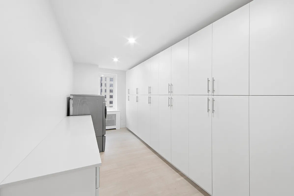 Copy of 920 Park Avenue, Unit 14bc - Photo 14
