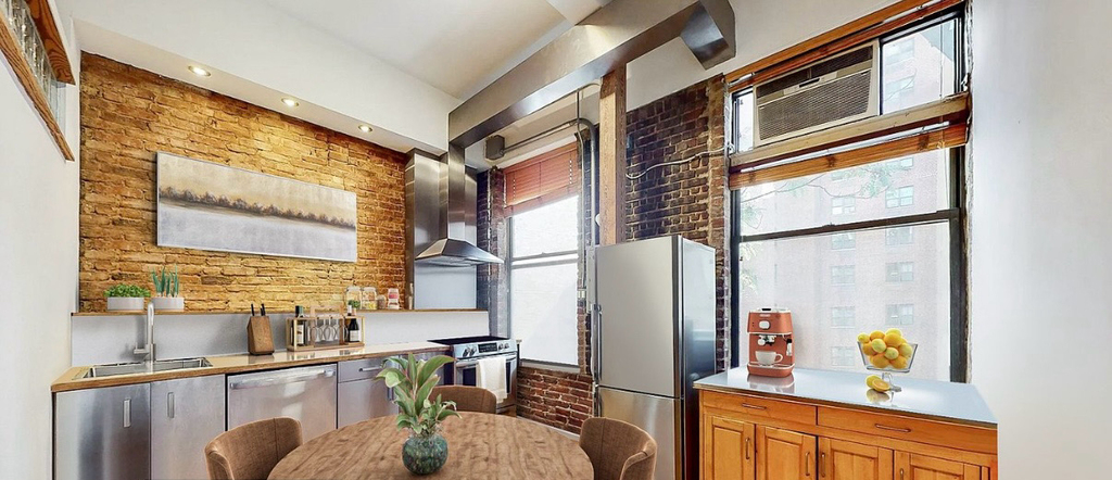 816 Broadway - Photo 0