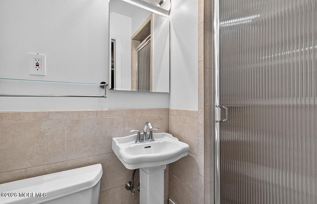 187 Elmwood Road - Photo 33