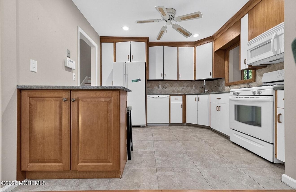 187 Elmwood Road - Photo 19