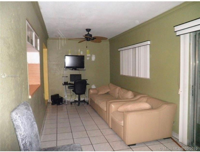1741 Ne 39th Street - Photo 10