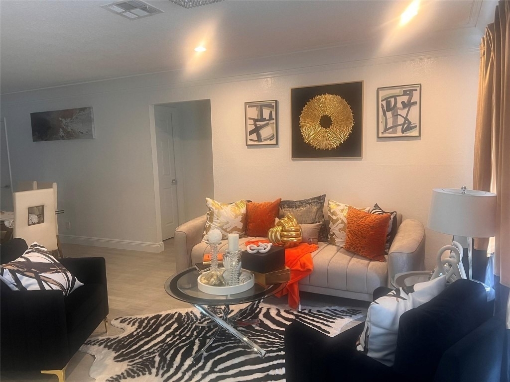1741 Ne 39th Street - Photo 3