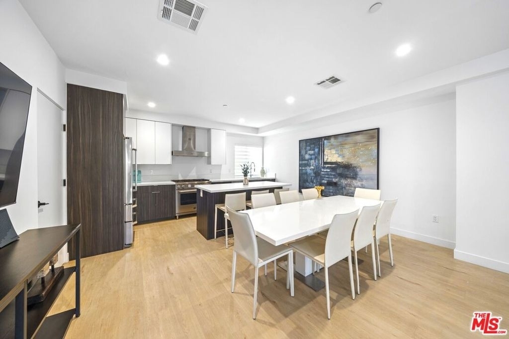 497 N St Andrews Place - Photo 11