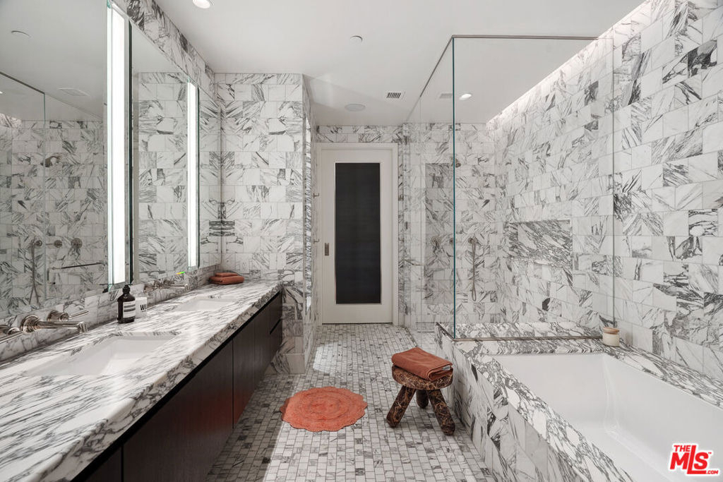 8420 W Sunset Boulevard - Photo 19