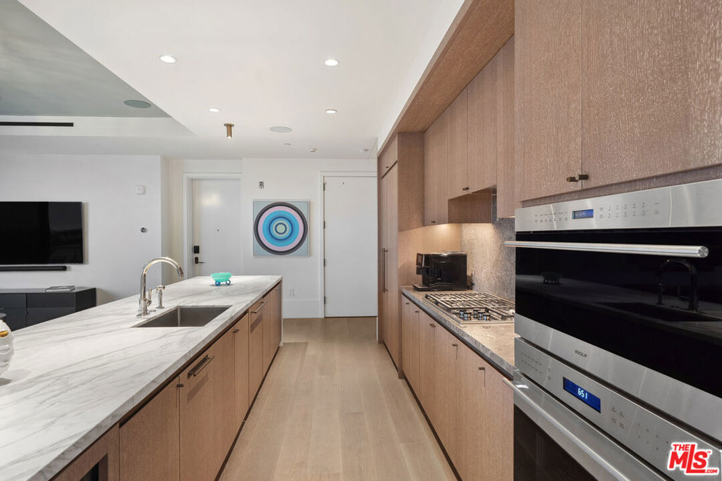 8420 W Sunset Boulevard - Photo 13