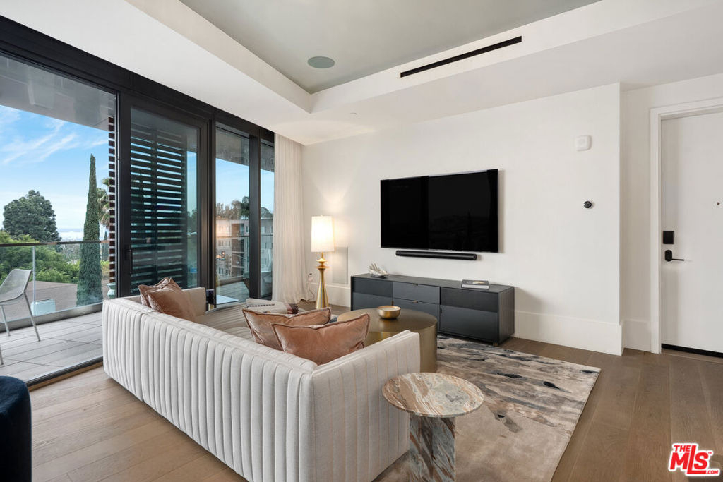 8420 W Sunset Boulevard - Photo 5