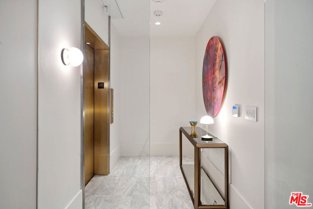 8420 W Sunset Boulevard - Photo 3