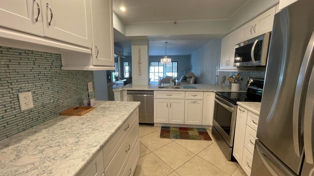 6866 Huntington Lane - Photo 8