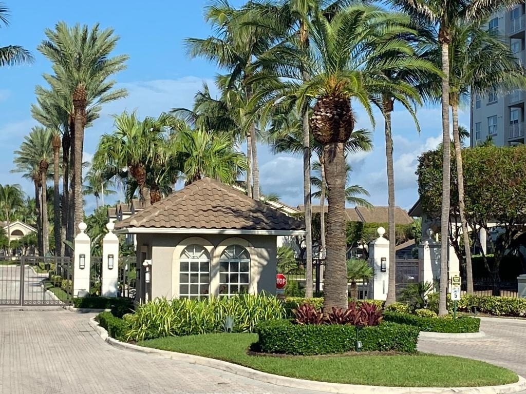 3606 S Ocean Boulevard - Photo 1