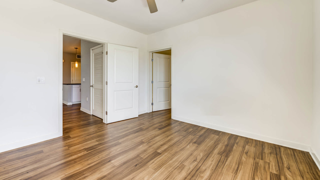 5900 Center Dr - Photo 24