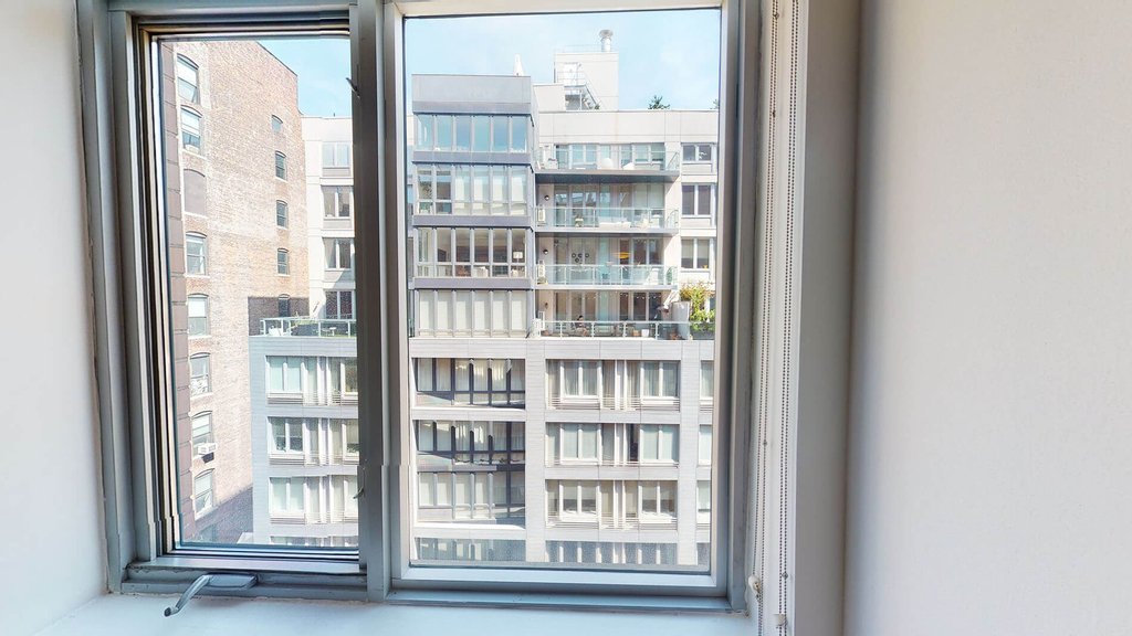 120 W. 21st - Photo 3