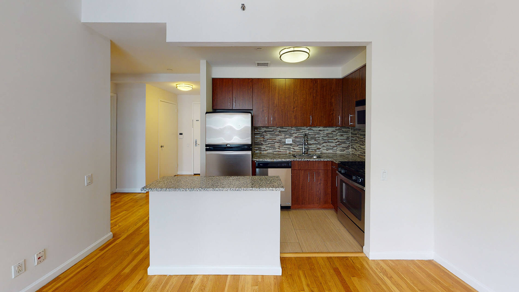 120 W. 21st - Photo 1