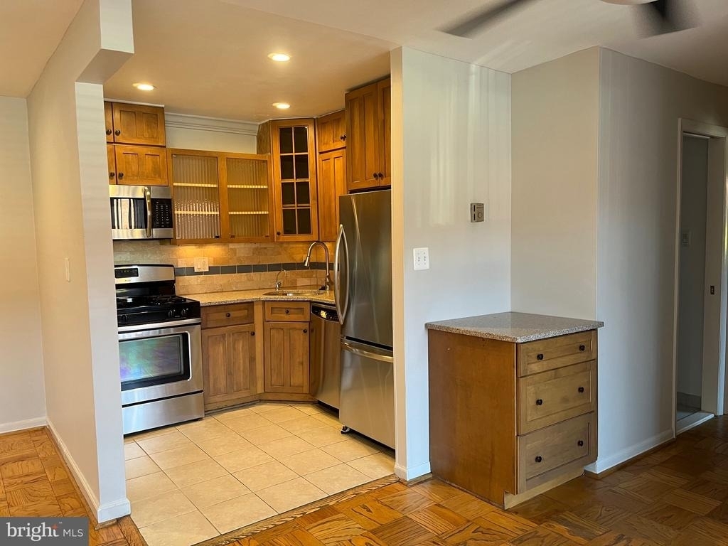 1508 S. George Mason - Photo 4
