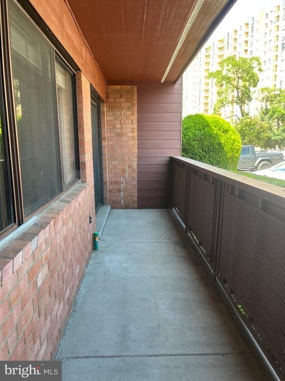 1508 S. George Mason - Photo 11