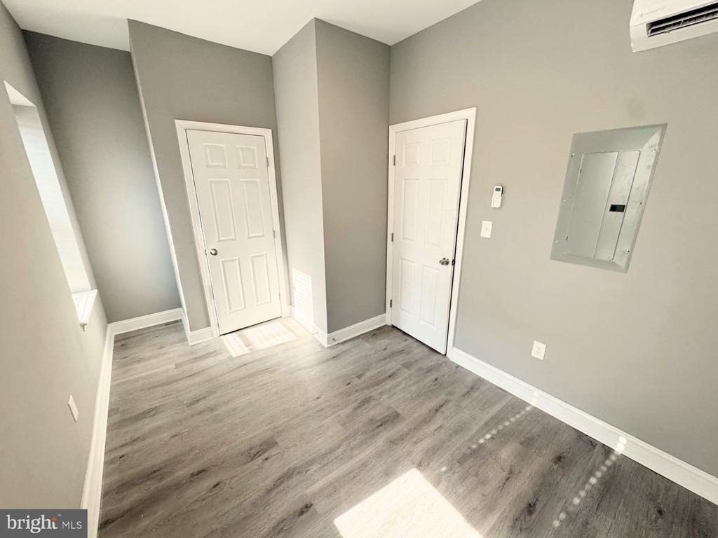 2417 W Jefferson Street - Photo 4