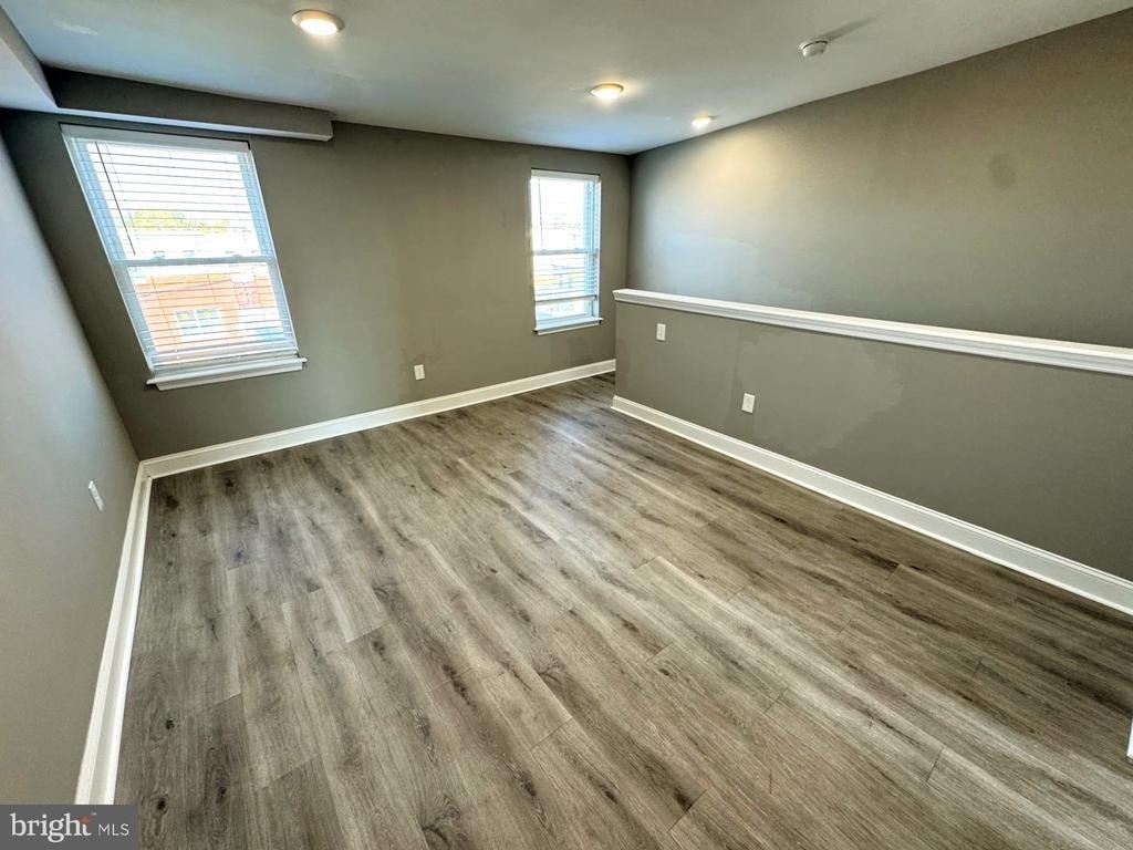 2417 W Jefferson Street - Photo 12