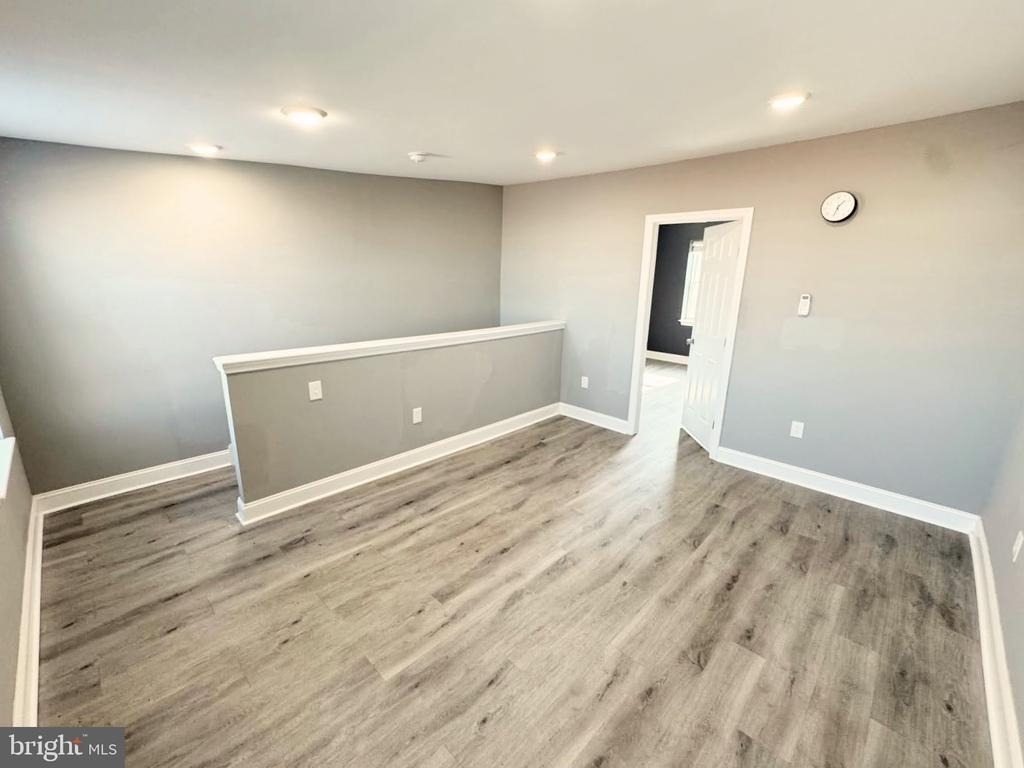 2417 W Jefferson Street - Photo 11