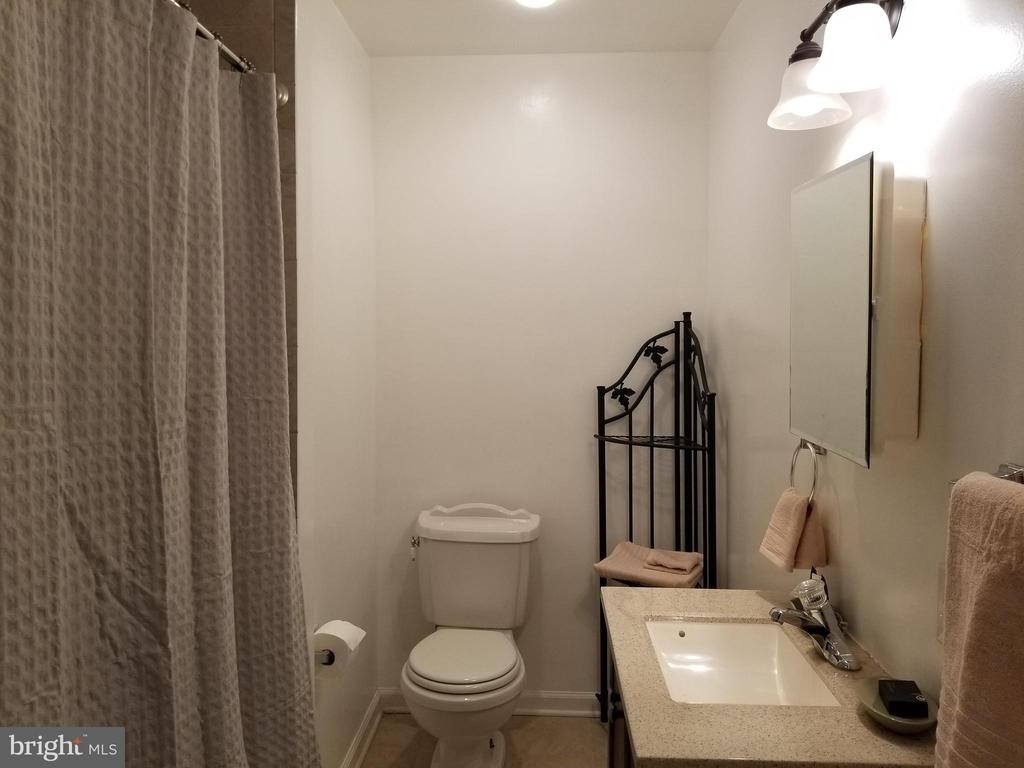 2821 7th Street Ne - Photo 2